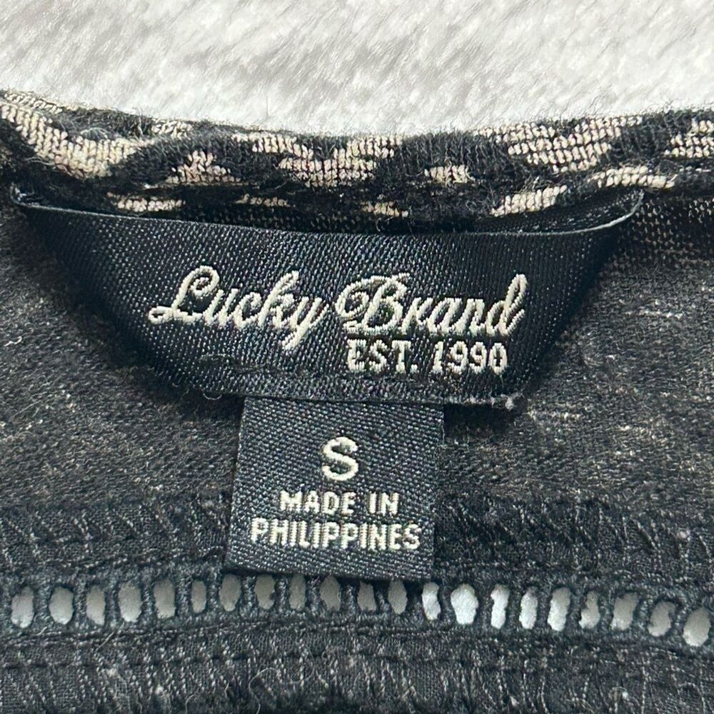 Lucky Brand Linen Blend Diamond Print Blouse Women’s Small Black Beige V-Neck - Picture 5 of 6